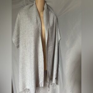 Elegant Auhiliary 100% cashmere Gray Women's Shawl Wrap Scarf x-large 82x18"